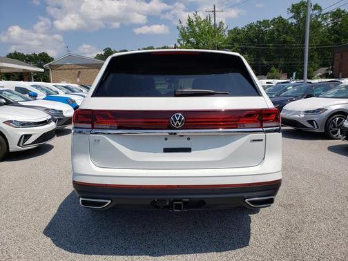 2025 Volkswagen Atlas 2.0T SE w/Technology 4MOTION