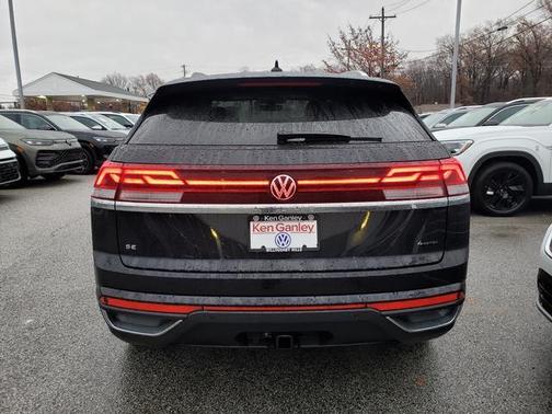 2026 Volkswagen Atlas Cross Sport 2.0T SE w/Technology 4MOTION