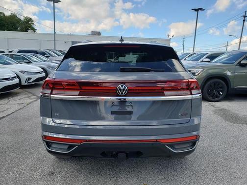 2026 Volkswagen Atlas Cross Sport 2.0T SE w/Technology 4MOTION
