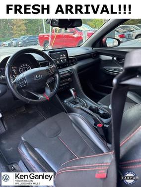 2019 Hyundai Veloster 2