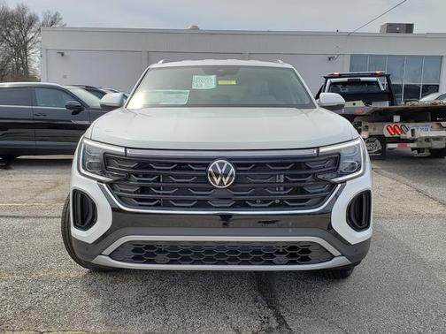 2025 Volkswagen Atlas Cross Sport 2.0T SE w/Technology 4MOTION