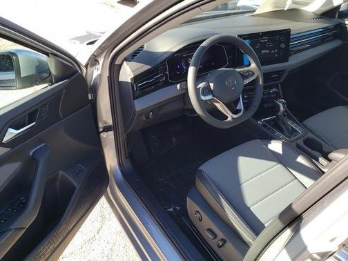 2026 Volkswagen Jetta 1.4T SE