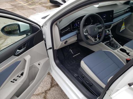 2026 Volkswagen Jetta 1.4T SE