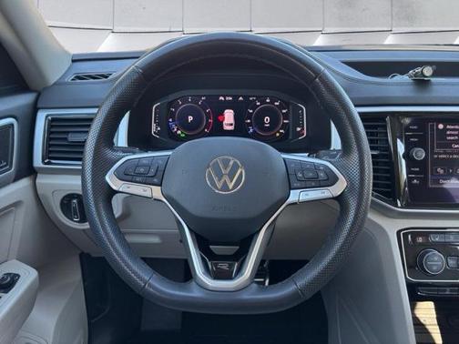 2022 Volkswagen Atlas 3.6L SEL Premium