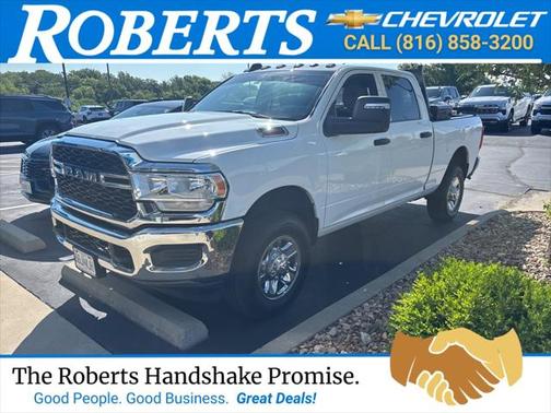2023 RAM 2500 Tradesman Crew Cab 4x4 6'4' Box
