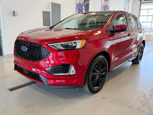 2023 Ford Edge ST Line