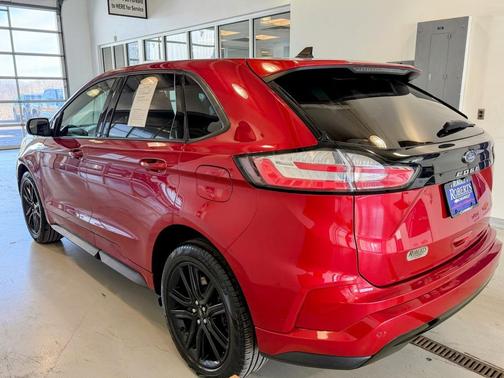 2023 Ford Edge ST Line