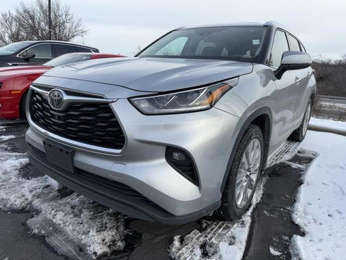 2022 Toyota Highlander Limited