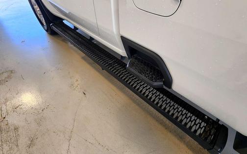 Summit White 2022 Chevrolet Silverado 3500 LT