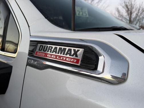 2023 GMC Sierra 2500 Denali