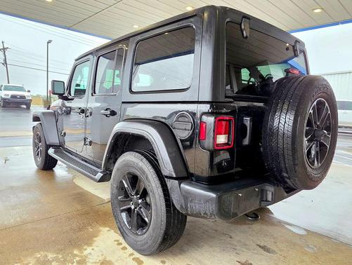 Black Clearcoat 2022 Jeep Wrangler Unlimited Sport Altitude