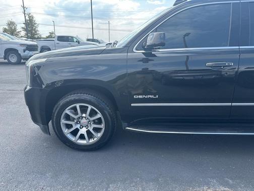 2020 GMC Yukon XL Denali