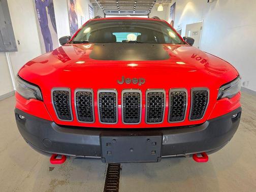 Firecracker Red Clearcoat 2019 Jeep Cherokee Trailhawk Elite