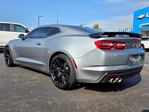 Sharkskin Metallic 2023 Chevrolet Camaro LT1