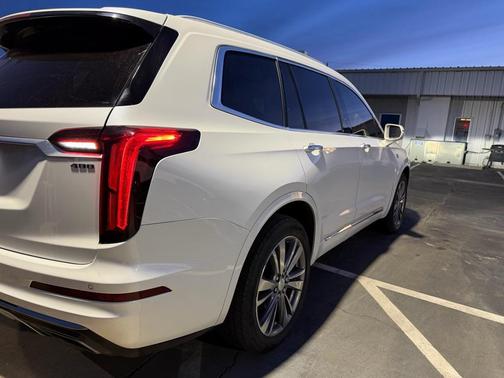 2020 Cadillac XT6 Premium Luxury FWD