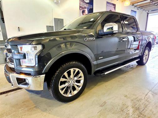 Tuxedo Black Metallic 2015 Ford F-150 Lariat