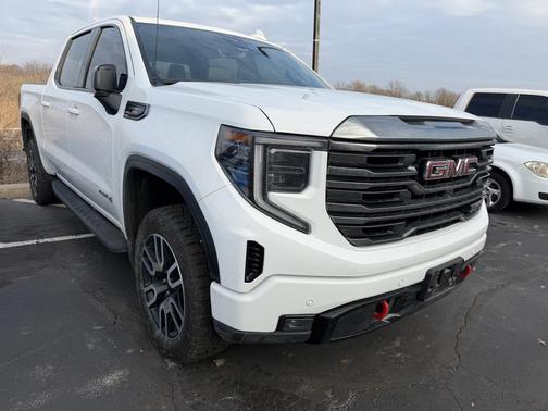 2024 GMC Sierra 1500 AT4