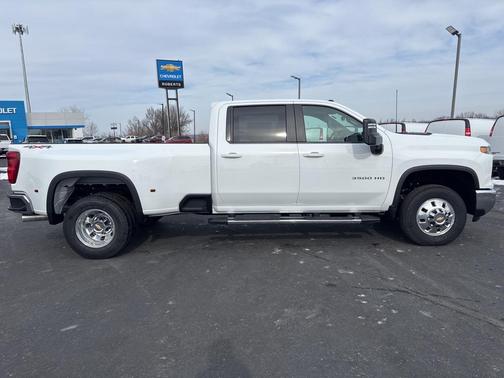 2026 Chevrolet Silverado 3500 LT