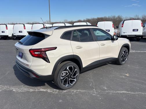 2026 Chevrolet Trax FWD 2RS