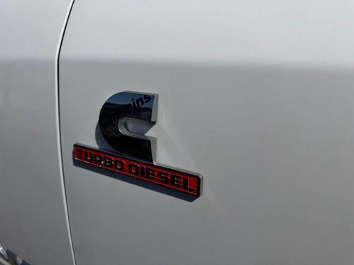 2020 RAM 3500 Big Horn Crew Cab 4x4 8' Box