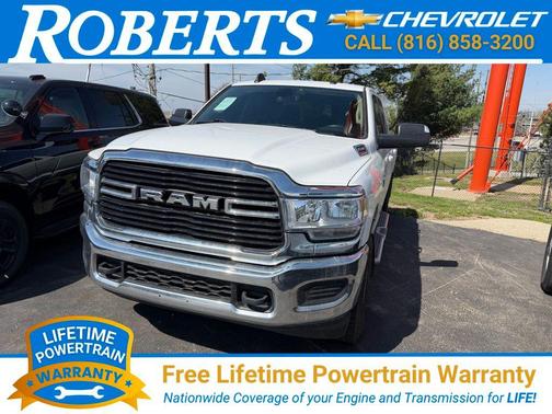 2020 RAM 3500 Big Horn Crew Cab 4x4 8' Box