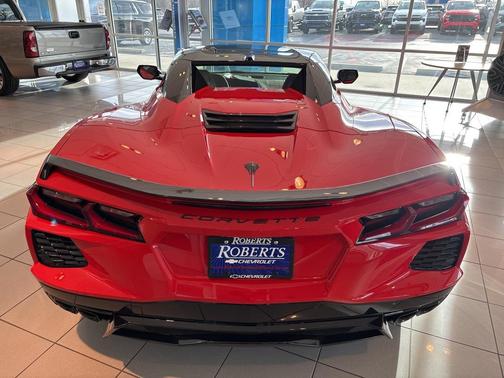 2026 Chevrolet Corvette Stingray w/2LT