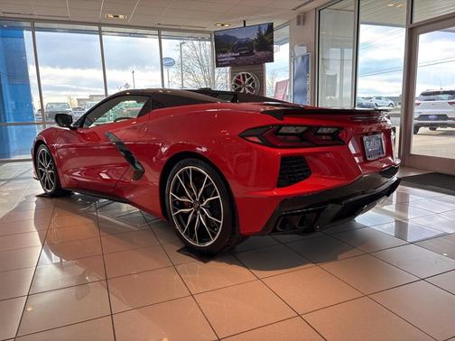 2026 Chevrolet Corvette Stingray w/2LT