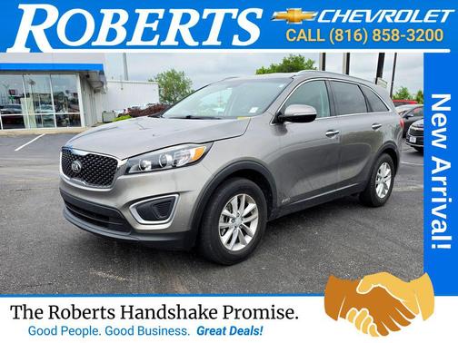 Titanium Silver 2016 Kia Sorento LX