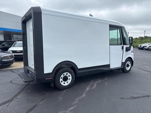 2025 Chevrolet BrightDrop 400 