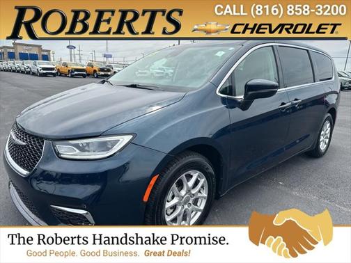 2023 Chrysler Pacifica Touring L