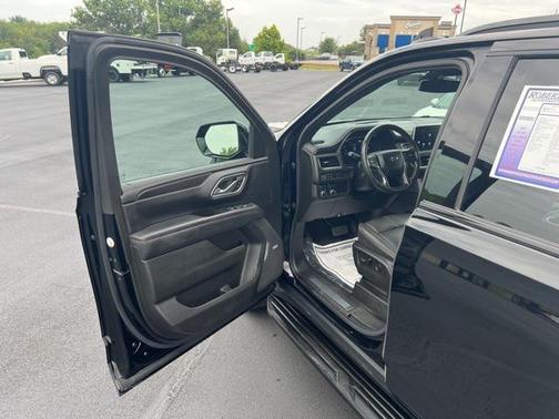 2022 Chevrolet Tahoe 4WD RST