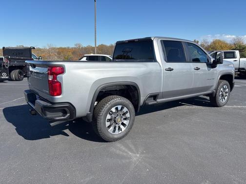2026 Chevrolet Silverado 2500 Custom