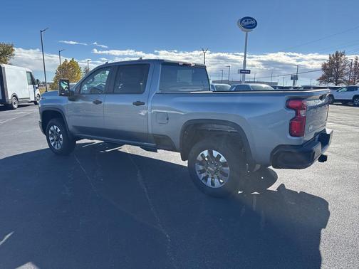 2026 Chevrolet Silverado 2500 Custom