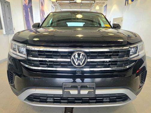 Deep Black Pearl 2021 Volkswagen Atlas 3.6L SEL Premium