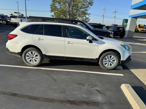 2018 Subaru Outback 2.5i Premium
