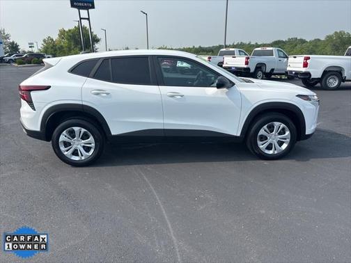 2025 Chevrolet Trax LS