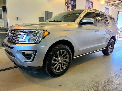 Silver Metallic 2021 Ford Expedition Limited