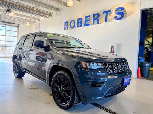 2017 Jeep Grand Cherokee Altitude
