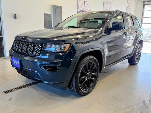 2017 Jeep Grand Cherokee Altitude