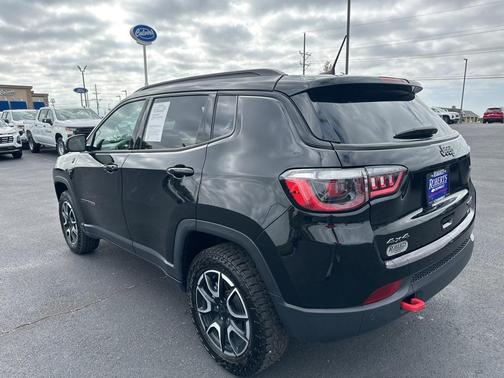 2024 Jeep Compass Trailhawk