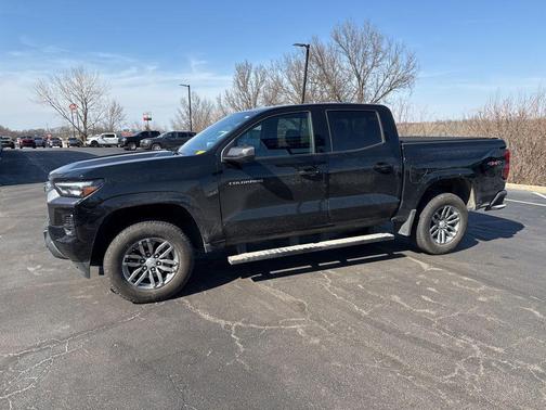 2025 Chevrolet Colorado LT