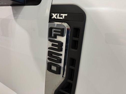 2024 Ford F-350 XLT