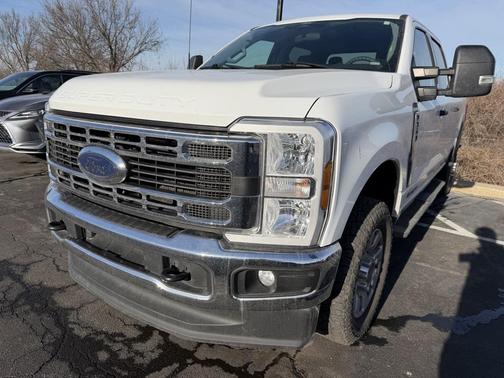 2024 Ford F-350 XLT