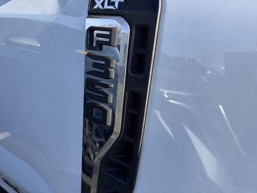 2024 Ford F-350 XLT