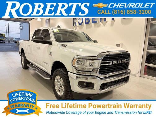 Bright White Clearcoat 2021 RAM 2500 Big Horn Crew Cab 4x4 6'4' Box
