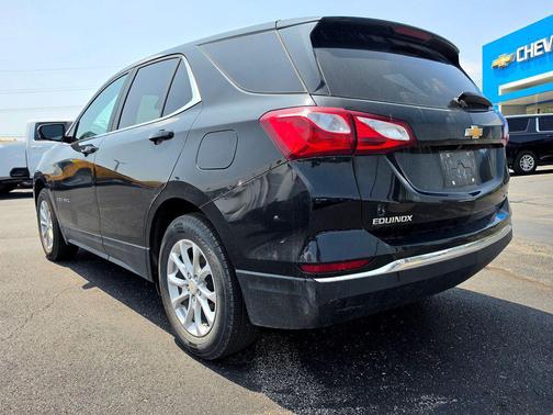 Mosaic Black Metallic 2021 Chevrolet Equinox 1LT