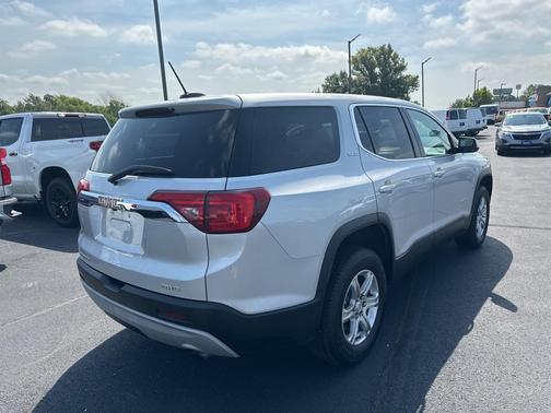 2019 GMC Acadia SLE-1