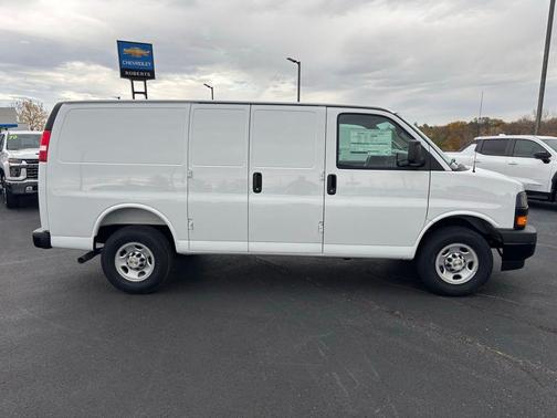 Summit White 2025 Chevrolet Express 2500 Work Van