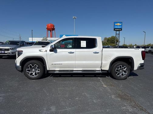 2023 GMC Sierra 1500 SLT