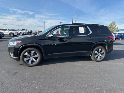 2021 Chevrolet Traverse LT Leather